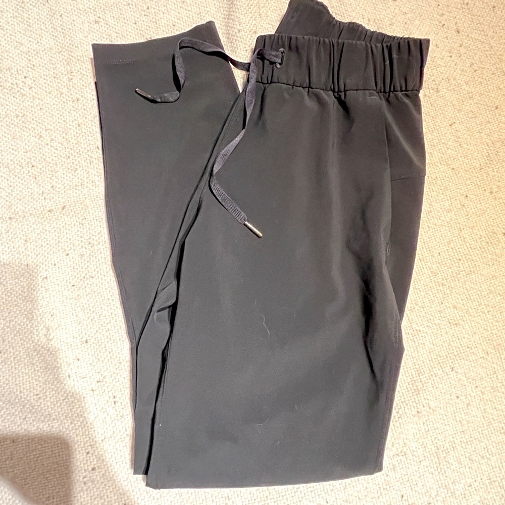 Lululemon On The Fly Pants 28’